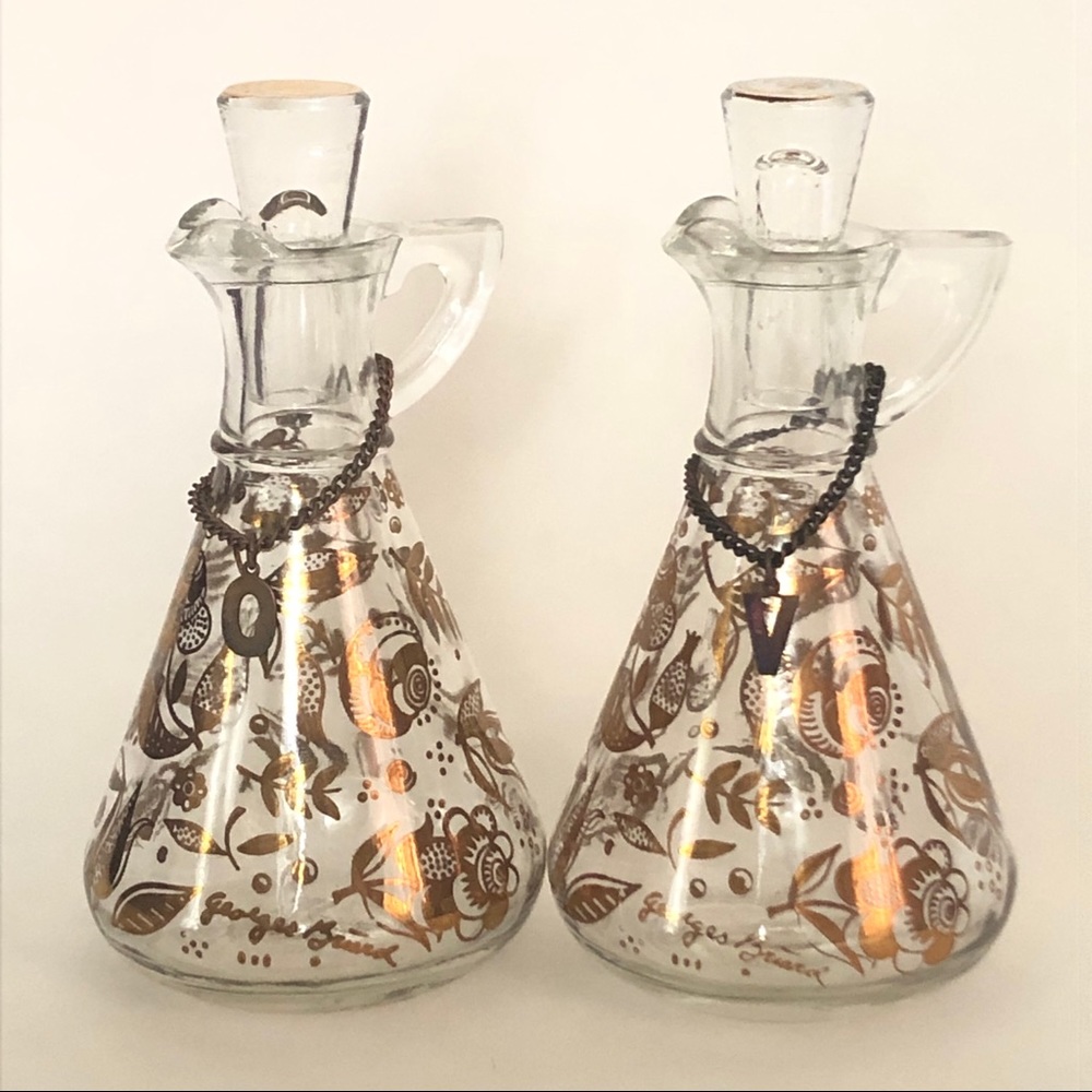 Vintage Georges Briard Oil and Vinegar Cruet set
